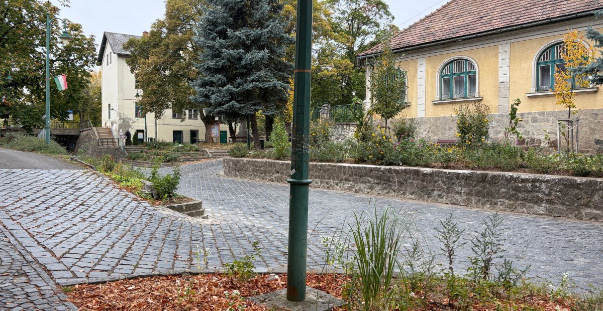 Petőfi tér, Zebegény